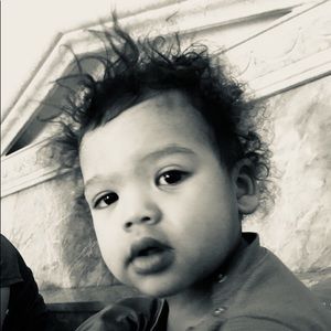 Meet your Posher, Julio